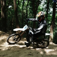 Talaria Komodo Electric Bike - 32000W Power | 45Ah Battery | 66mph Speed | 71.5mi Range